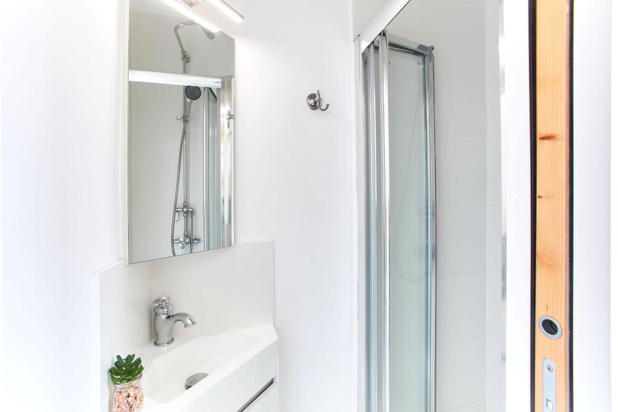 Montmartre & Rue Durantin - 1Br - Cityapartmentstay Paris Dış mekan fotoğraf